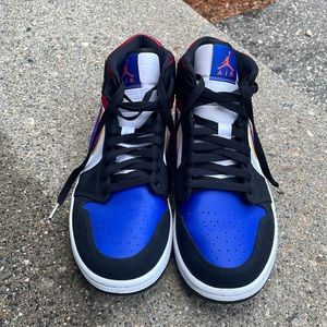 Jordan 1 Mid Lakers Top 3